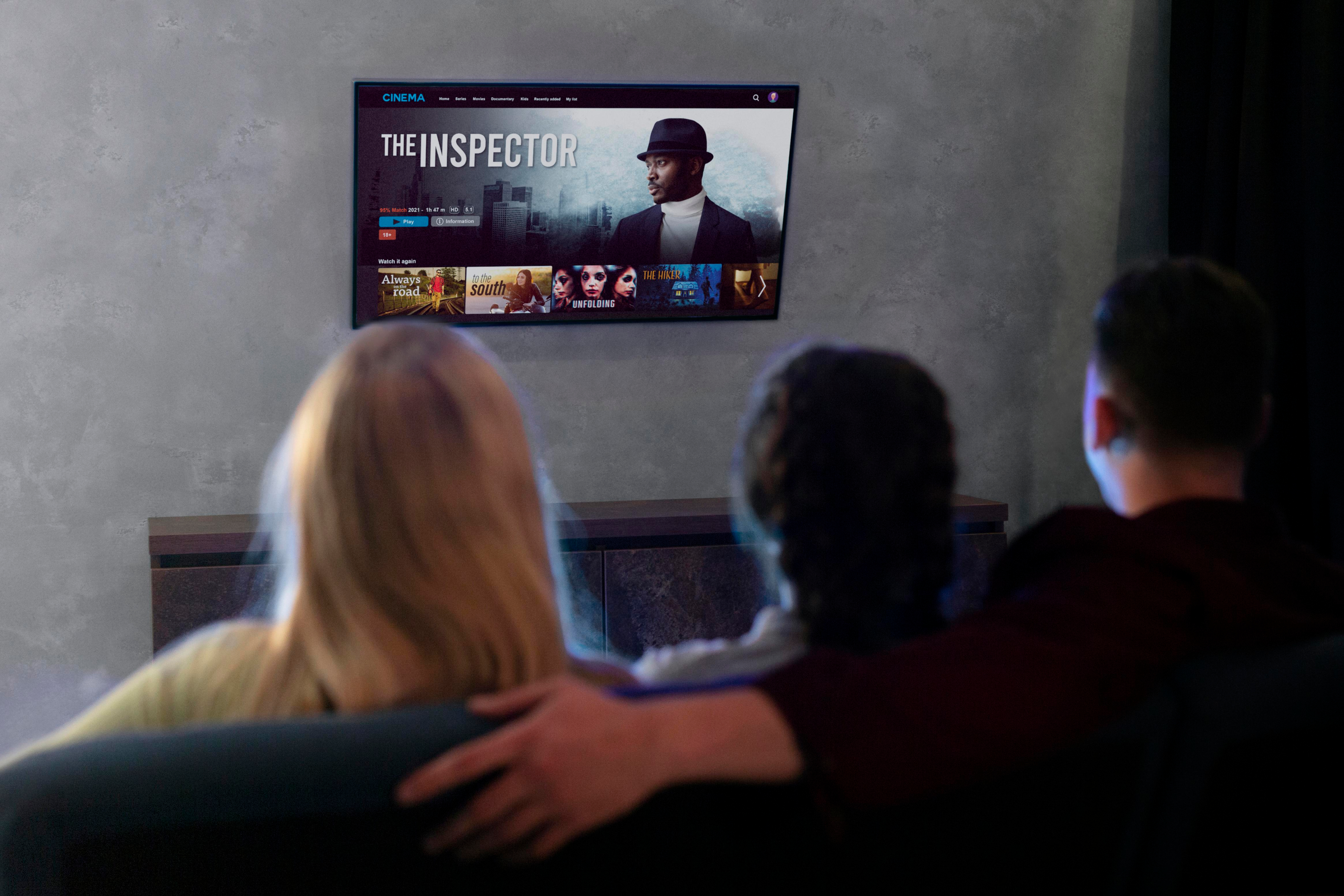 Familia disfrutando de streaming con Globonet